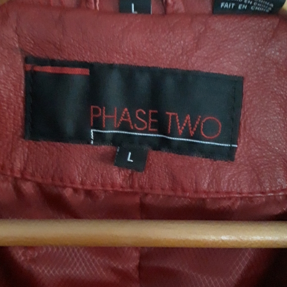 Red leather jacket - Picture 2 of 7